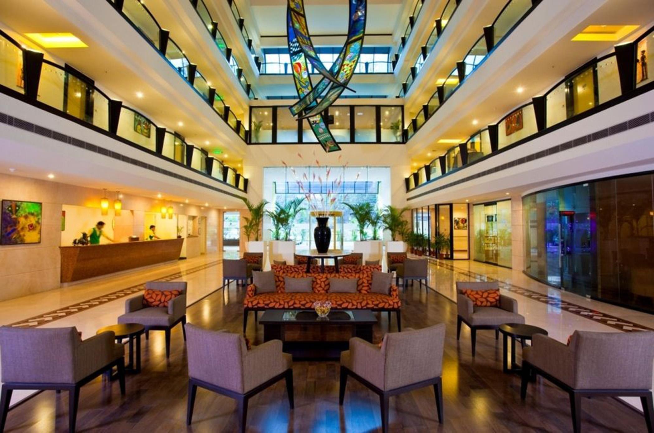 Lemon Tree Hotel, Indore Exteriör bild