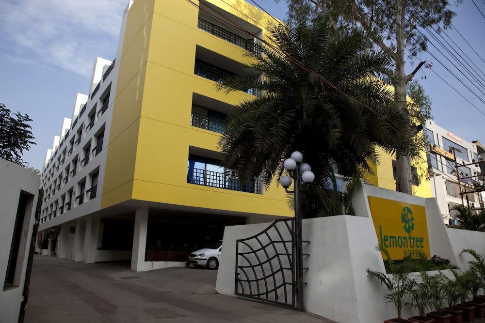 Lemon Tree Hotel, Indore Exteriör bild